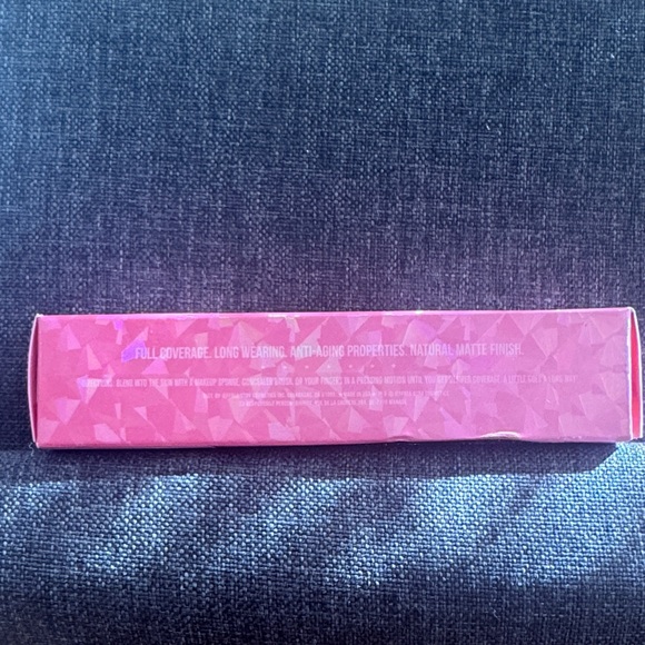 Jeffree Star Magic Star Full Coverage Concealer C15.5 New in Box - Picture 4 of 5